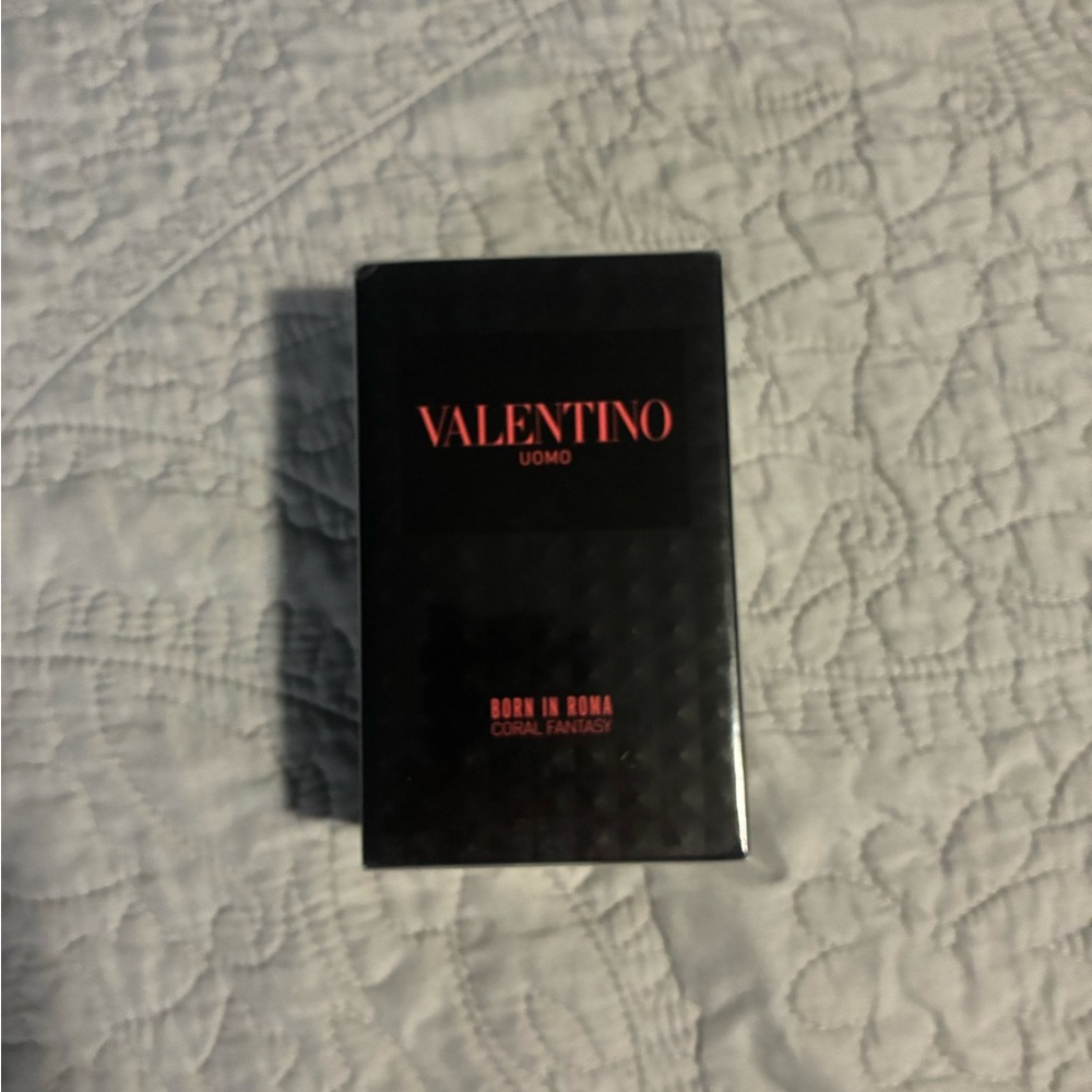 Valentino Uomo Black and pink Packaging